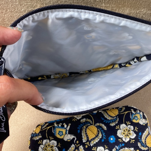 Vera Bradley 3 piece set. NWOT - Picture 2 of 4